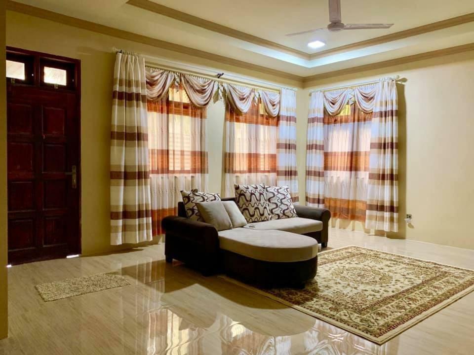 Endhaa, Divers Home Fuvahmulah Екстер'єр фото